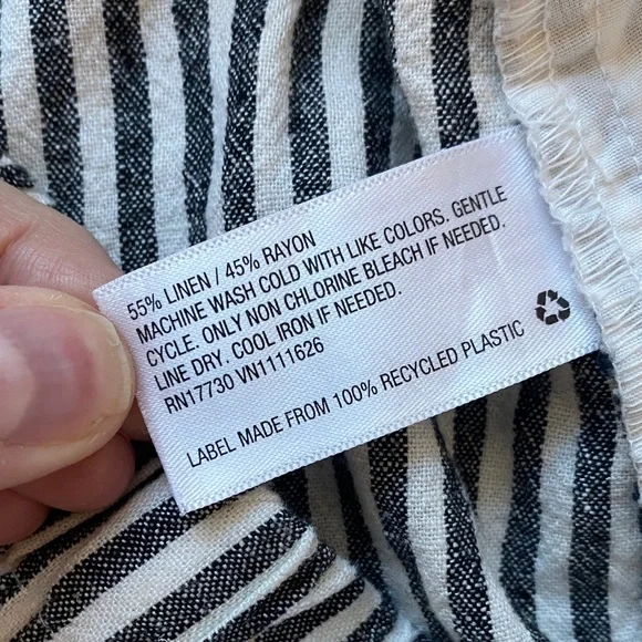 Women’s Elastic Waist Linen Striped Black and White Shorts - Picture 4 of 5